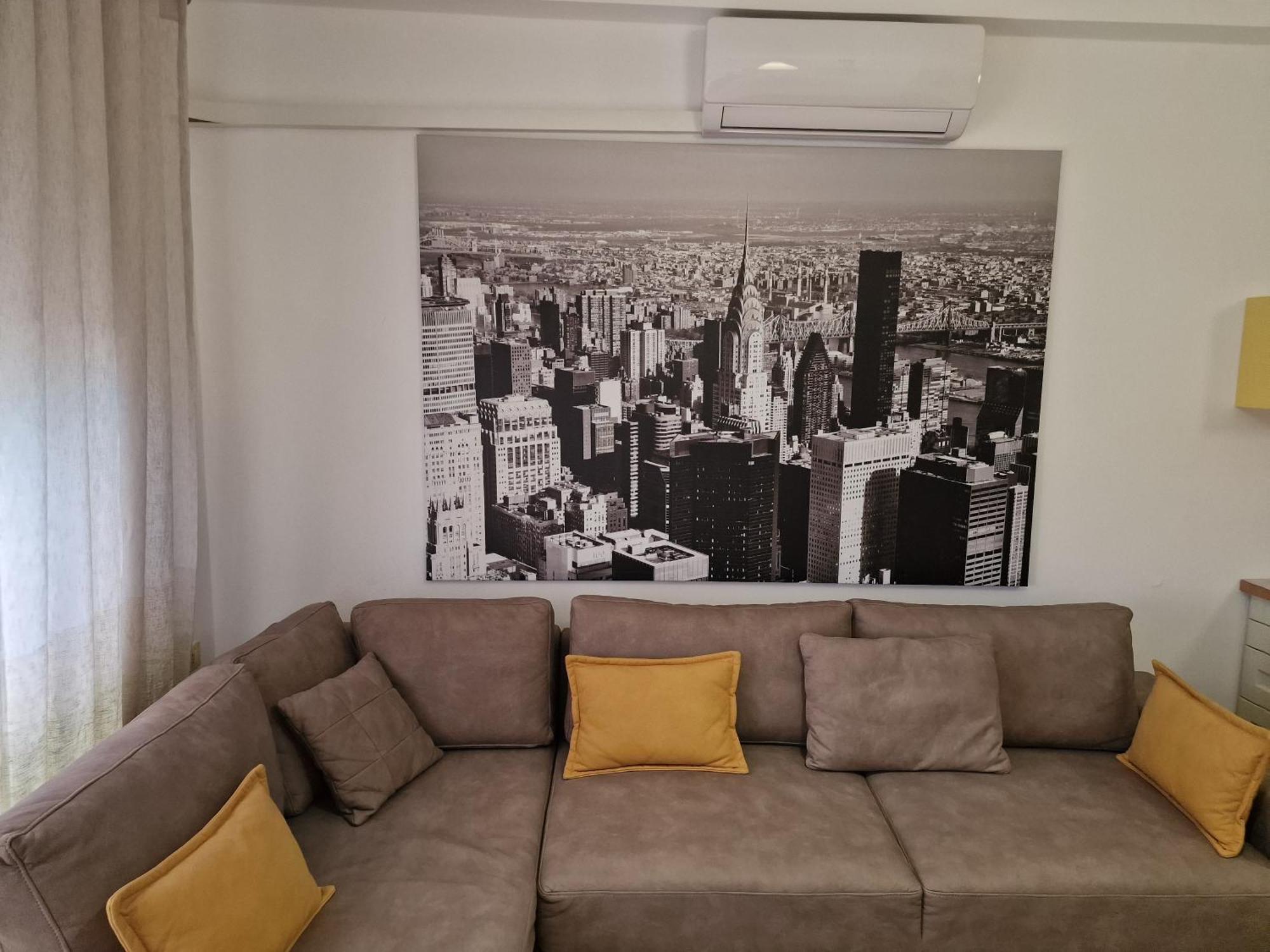 Beachfront Apartment Sarandë エクステリア 写真